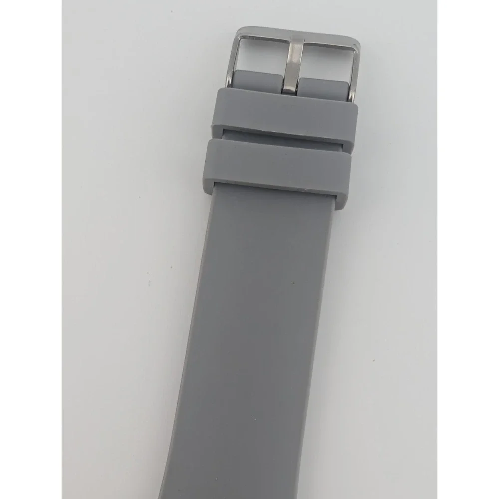 Men's Quartz Watch 41mm Plastic Case Gray Silicone Band- New‎ Battery